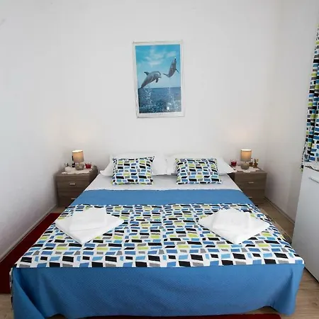 Vakantiehuis Frane, Karlo I Sestre Agnic
