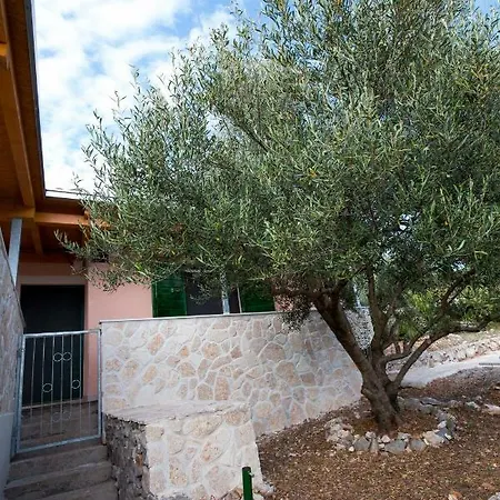 Holiday home Frane, Karlo I Sestre Agnic *