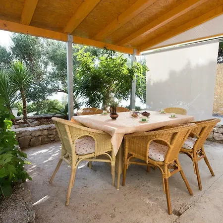 Vakantiehuis Frane, Karlo I Sestre Agnic Donji Okrug (Ciovo)
