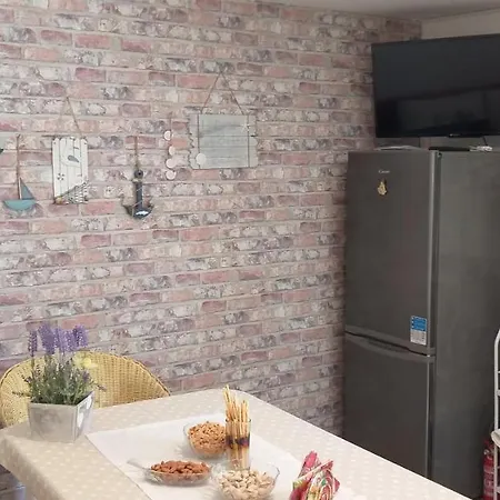Vakantiehuis Frane, Karlo I Sestre Agnic *