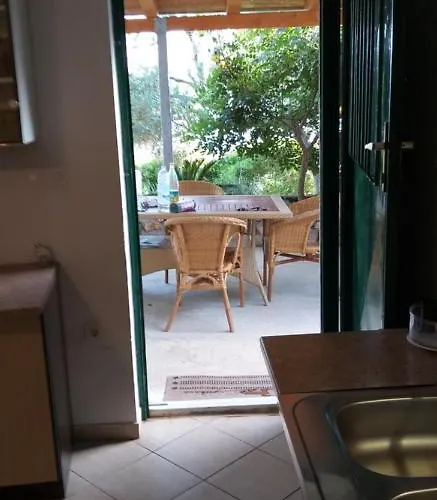 Frane, Karlo I Sestre Agnic Prázdninový dům